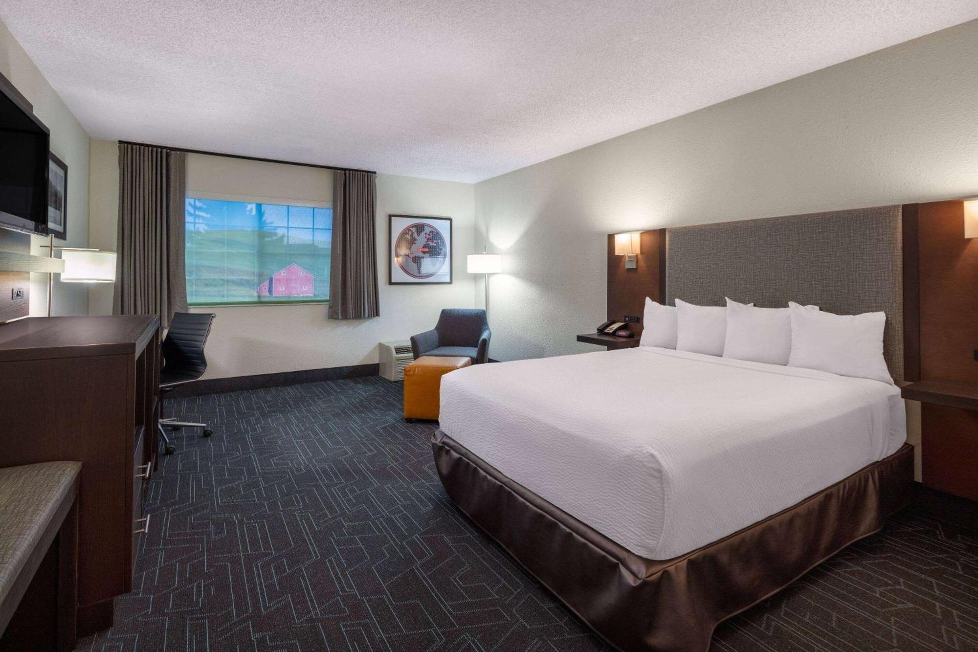 Ramada By Wyndham Spokane Airport מראה חיצוני תמונה
